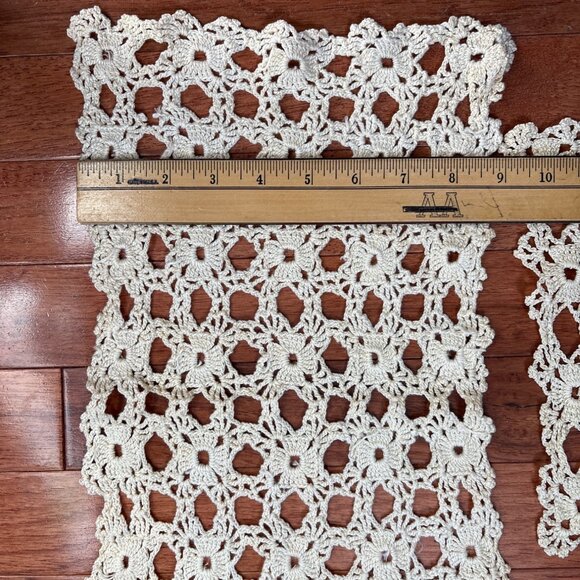 Vintage Handcrafted Crochet Lace Doily Set - Picture 6 of 8